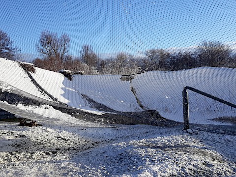 Tierpark Westküstenpark am 25.01.2021: Schneekatastrophe - Zusammenbruch einer Großvoliere!